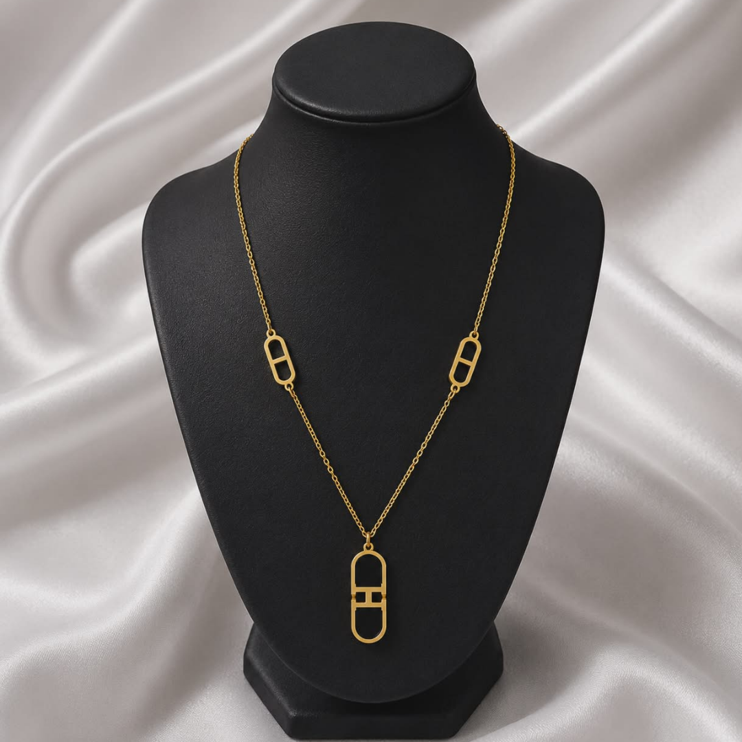 Luxury Geometric Gold Locket Necklace for Women | Minimalist Designer Pendant Chain Jewelry