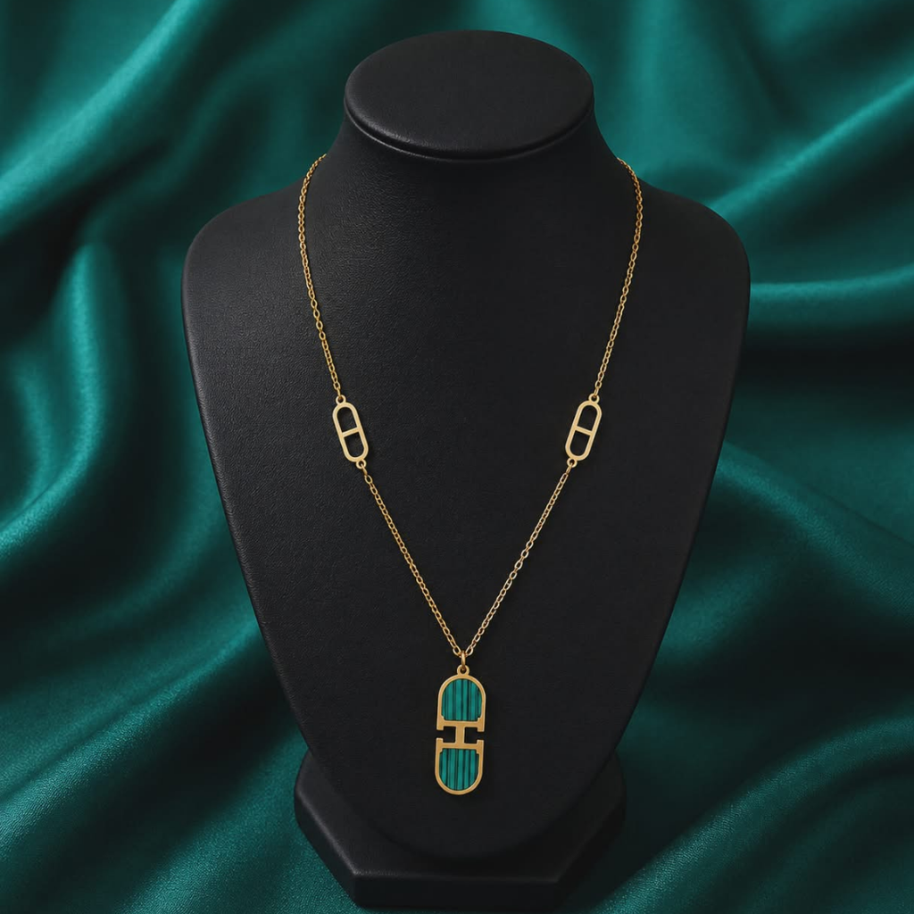 Luxury Geometric Gold Locket Necklace for Women | Minimalist Designer Pendant Chain Jewelry