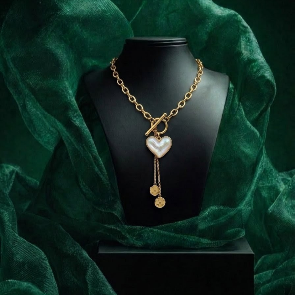 Elegant Gold Heart Pendant Necklace for Women – Luxury Chunky Chain Pearl Heart Charm Statement Jewelry
