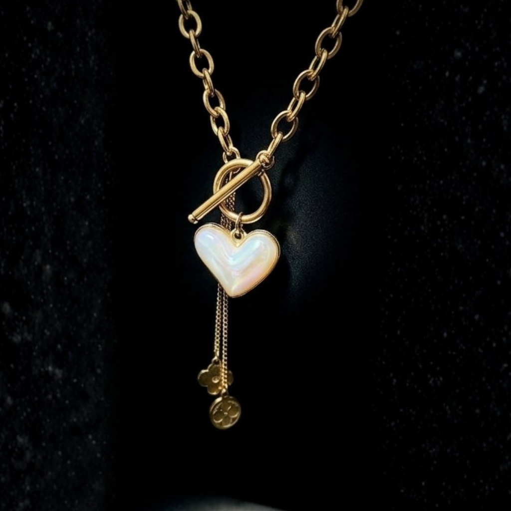Elegant Gold Heart Pendant Necklace for Women – Luxury Chunky Chain Pearl Heart Charm Statement Jewelry