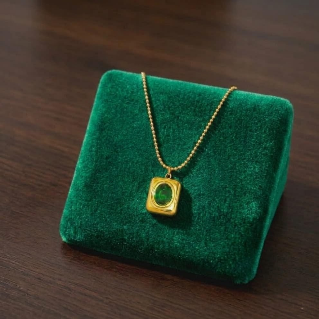 Luxury Gemstone Gold Locket Necklace for Women | Elegant Minimalist Pendant Chain Jewelry