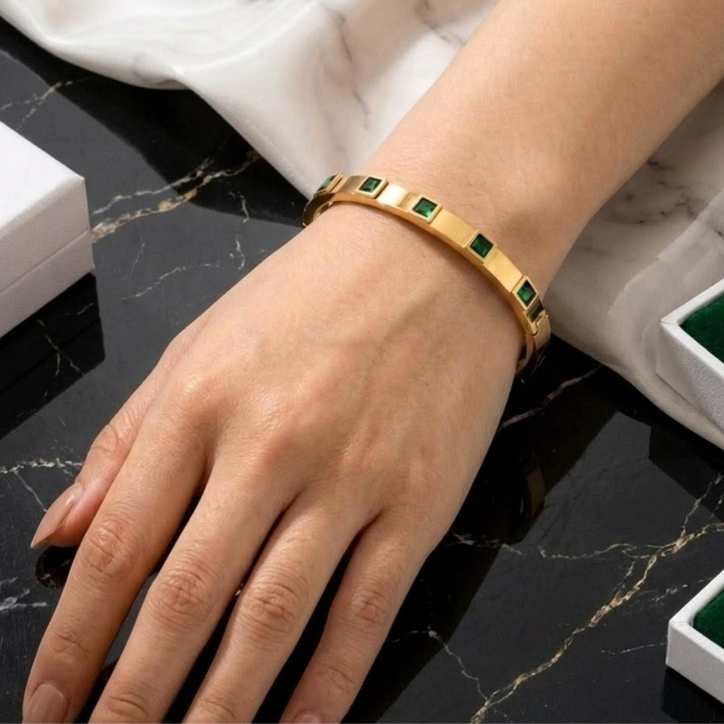 Luxury Gold Square Crystal Handcuff Bracelet for Women – Emerald & Diamond Stone Cuff Bracelet .