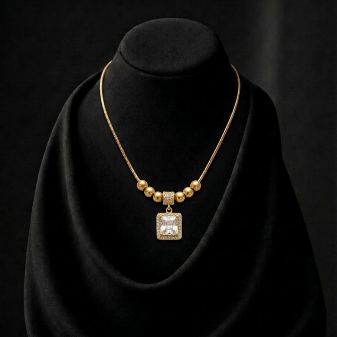 Luxury Gold-Plated Emerald & Crystal Pendant Necklace for Women | Elegant Zircon Charm Jewelry