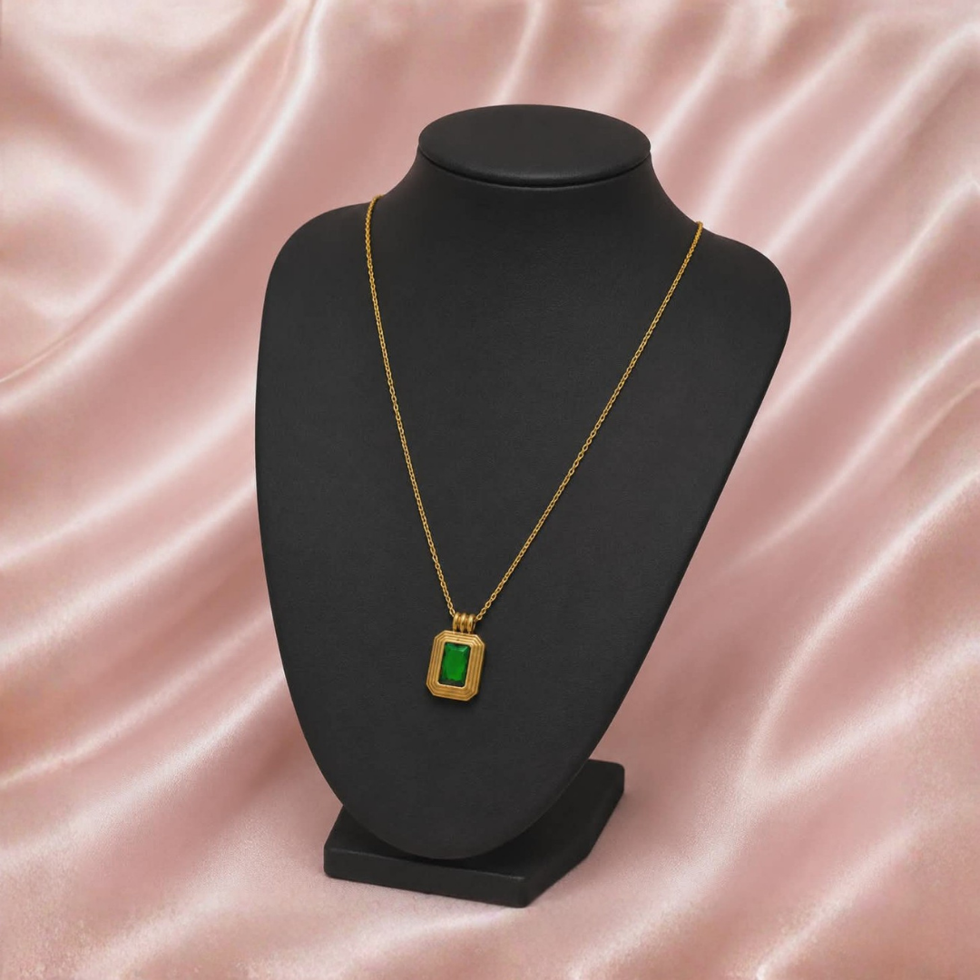 Luxury Emerald Green Crystal Pendant Necklace for Women – Gold Geometric Charm Necklace | Elegant Minimalist Jewelry Gift