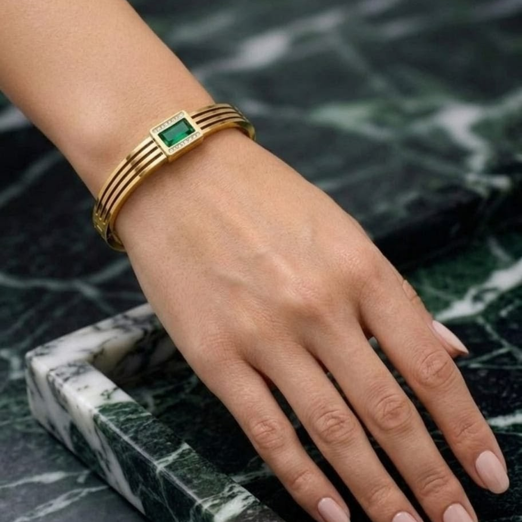 Luxury Gold Emerald Handcuff Bracelet for Women – Premium Stainless Steel Cuff Bangle with Crystal Detail | Elegant Designer Jewelry Gift