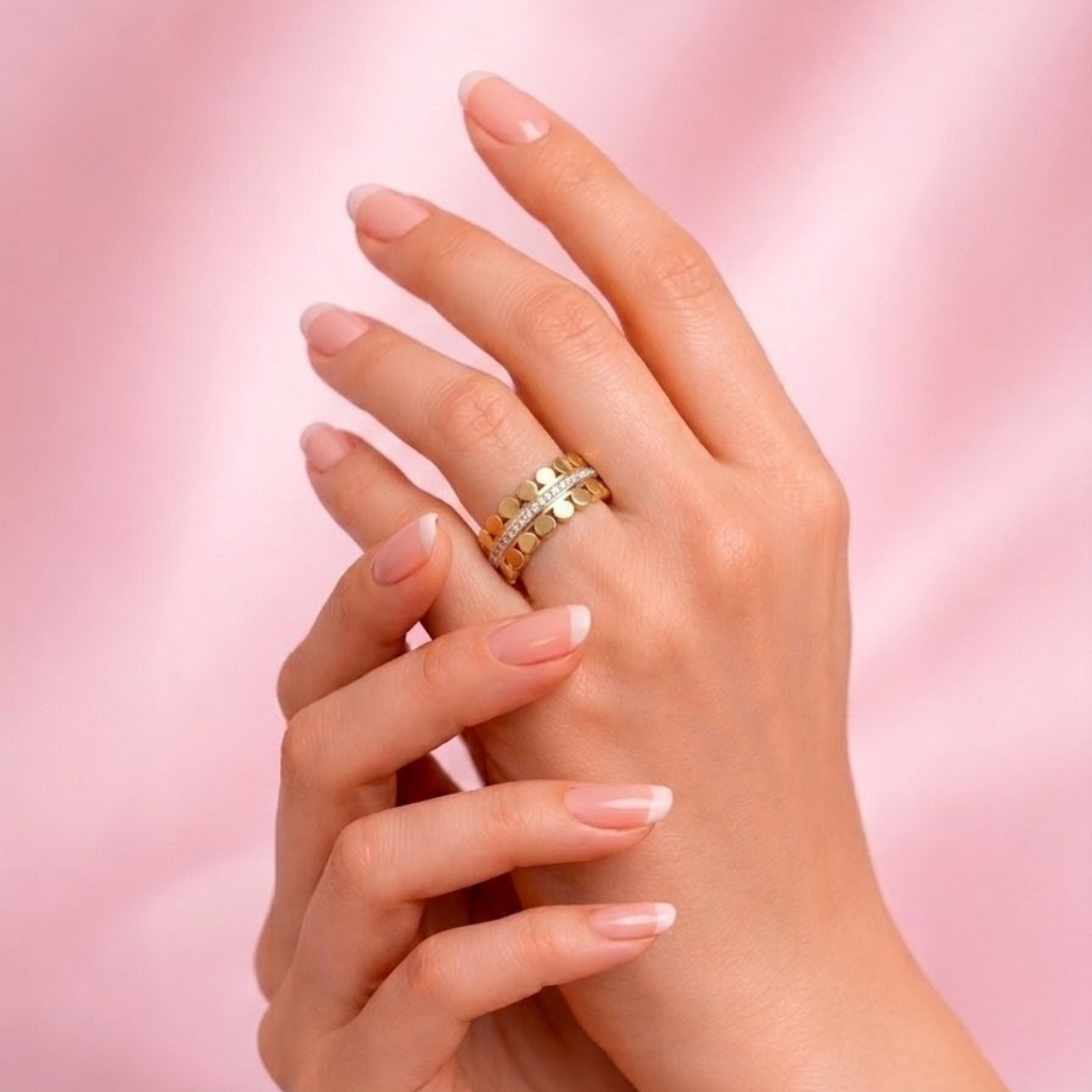 Elegant  Gold Plated Scalloped Clover Eternity Ring with Zirconia Accent Band – Available in Sizes 6, 7, 8