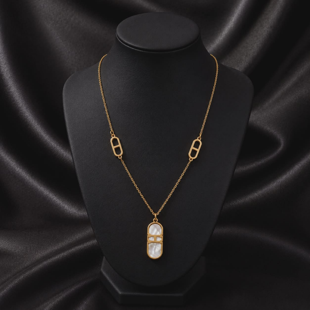 Luxury Geometric Gold Locket Necklace for Women | Minimalist Designer Pendant Chain Jewelry
