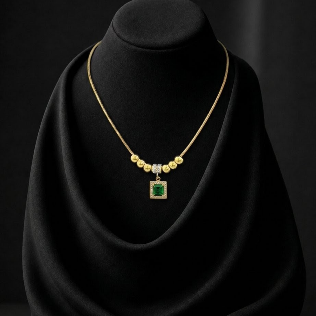 Luxury Gold-Plated Emerald & Crystal Pendant Necklace for Women | Elegant Zircon Charm Jewelry