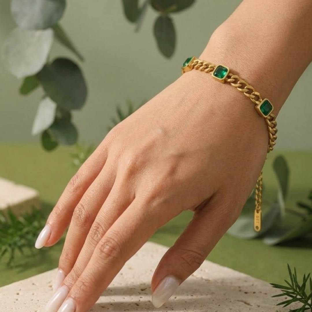 Luxury Emerald Green Gemstone Gold Chain Bracelet for Women | Elegant Cuban Link Adjustable Statement Jewelry | Premium Fashion Wrist Bracelet Gift